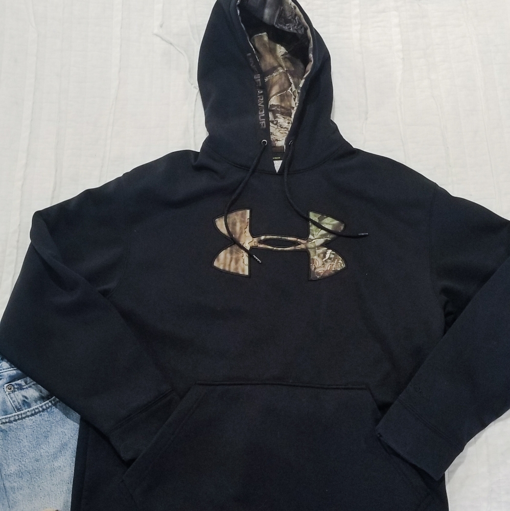 Under Armour Hoodie